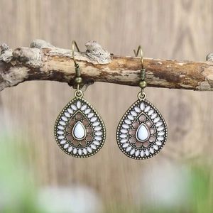 Gorgeous Bronze and White Teardrop Earrings